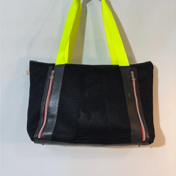 Monreal London Tote - Picture 2 of 7